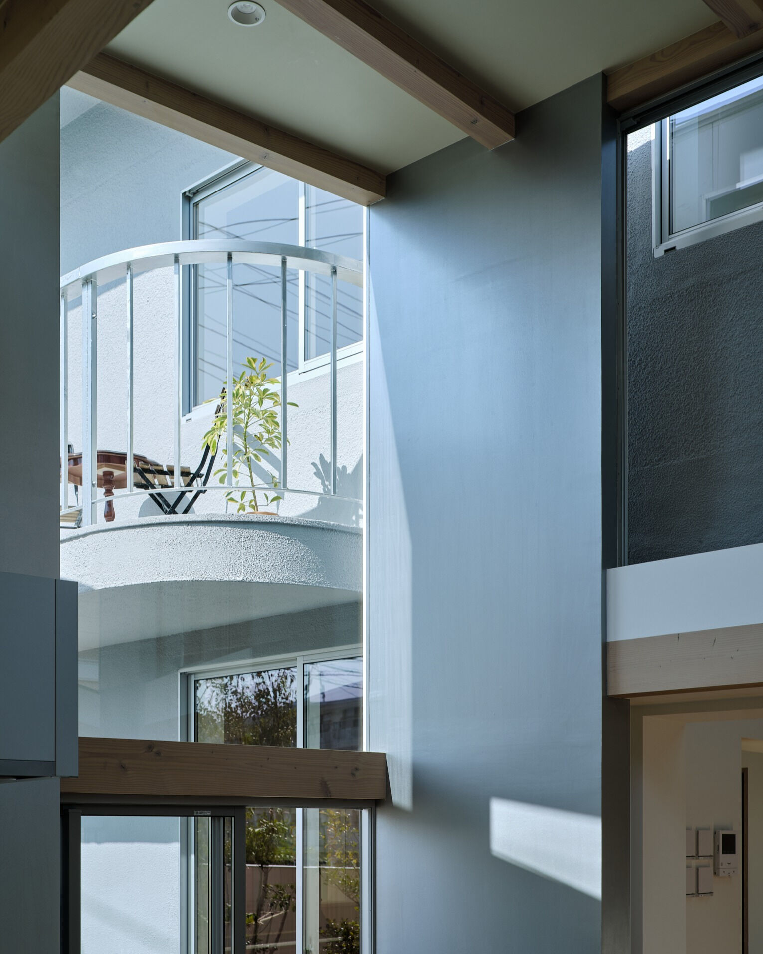 M HOUSE(2023)